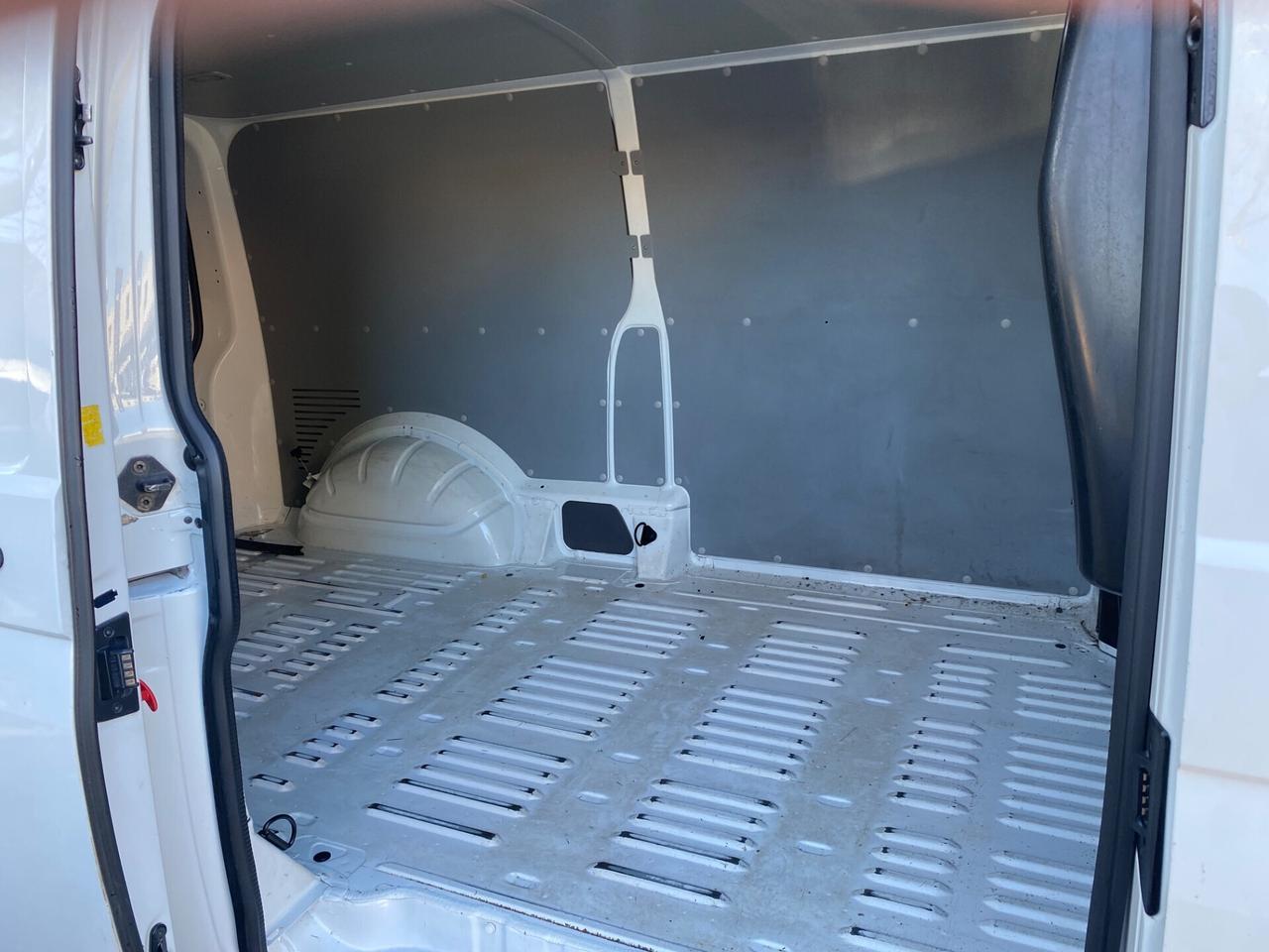 Volkswagen Transporter 2.0 TDI 110CV PL Furgone