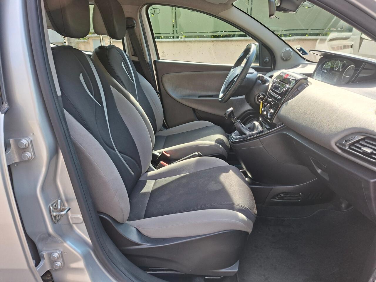 Lancia Ypsilon 1.3 MJT DA NEOPATENTATI EURO 5B