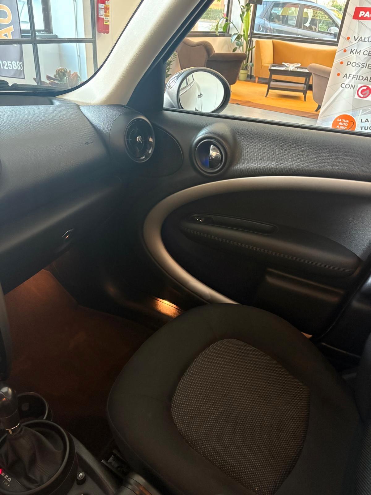 Mini Cooper D Countryman 2.0 Business ALL4 Automatica