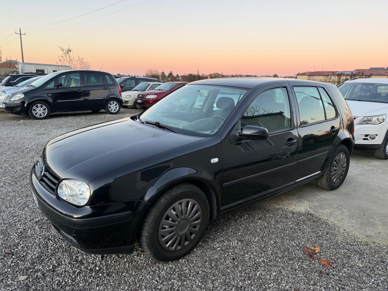 Volkswagen Golf 1.4 16V cat 5 porte