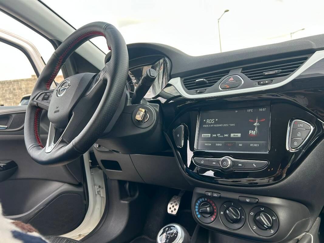 Opel Corsa 1.4 b-Color Gpl 90cv 5p