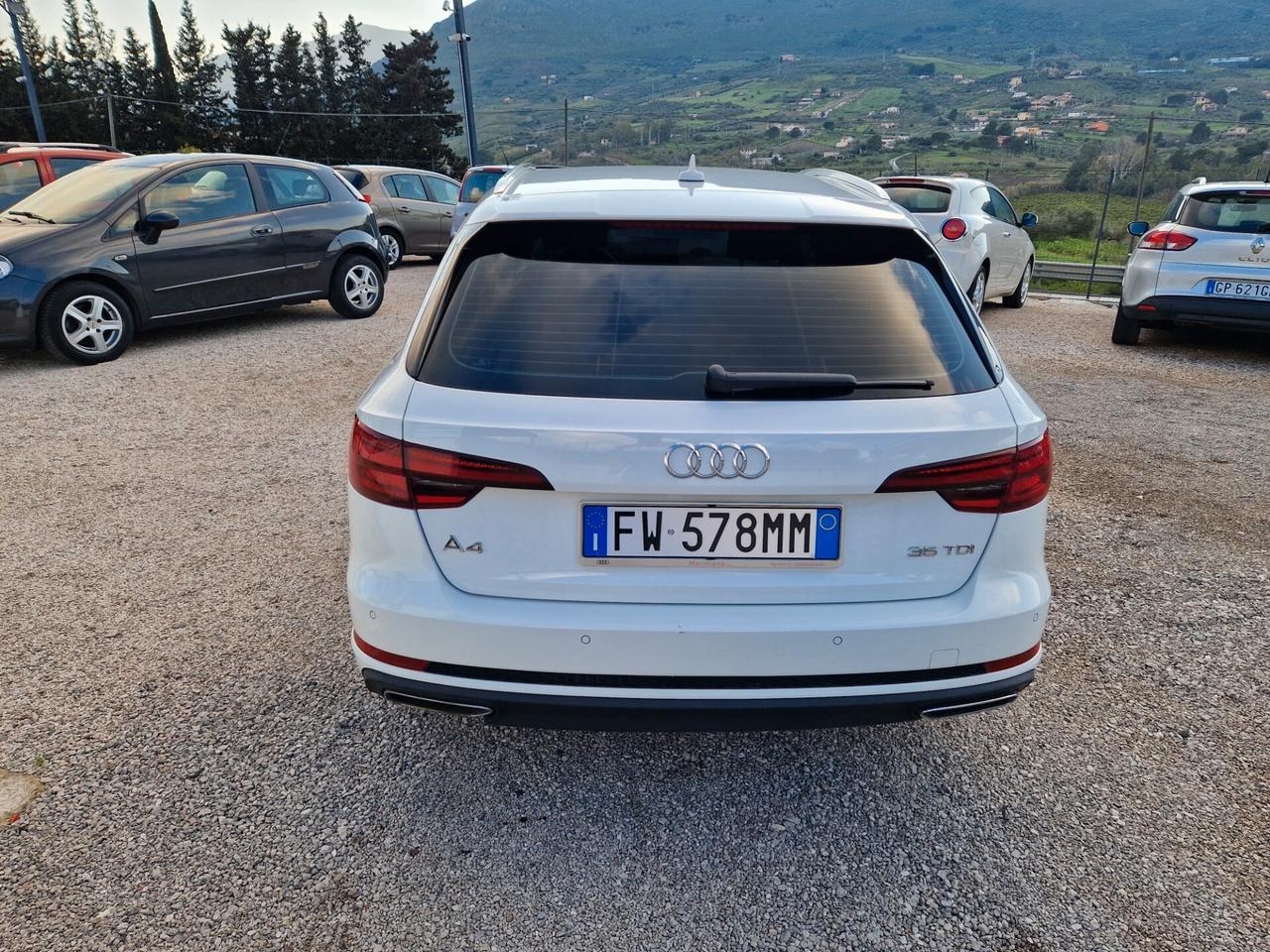 Audi A4 Avant 35 TDI S tronic Business