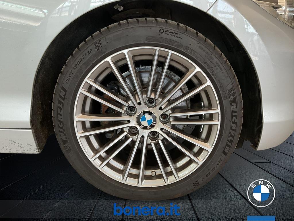 BMW Serie 1 5 Porte 120 d Urban xDrive Auto