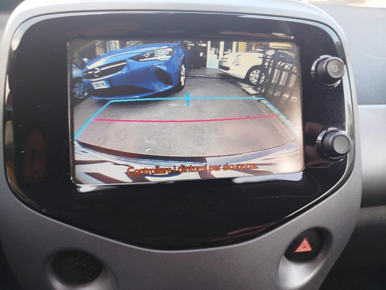 AYGO 1.0 AUTOMATICA* PREZZO VERO* 5 PORTE UNIPRO- KM CERTI- GARANZIA 12 MESIU