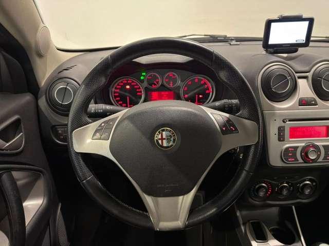 Alfa Romeo MiTo 1.4 70 CV 8V Upload