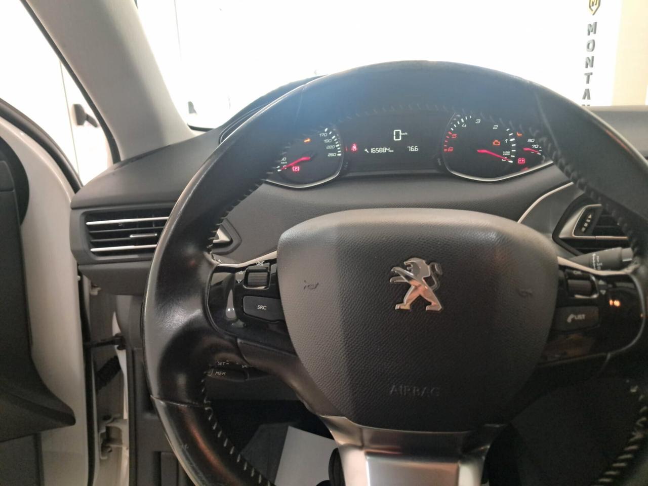 Peugeot 308 BlueHDi 120 S&S Business
