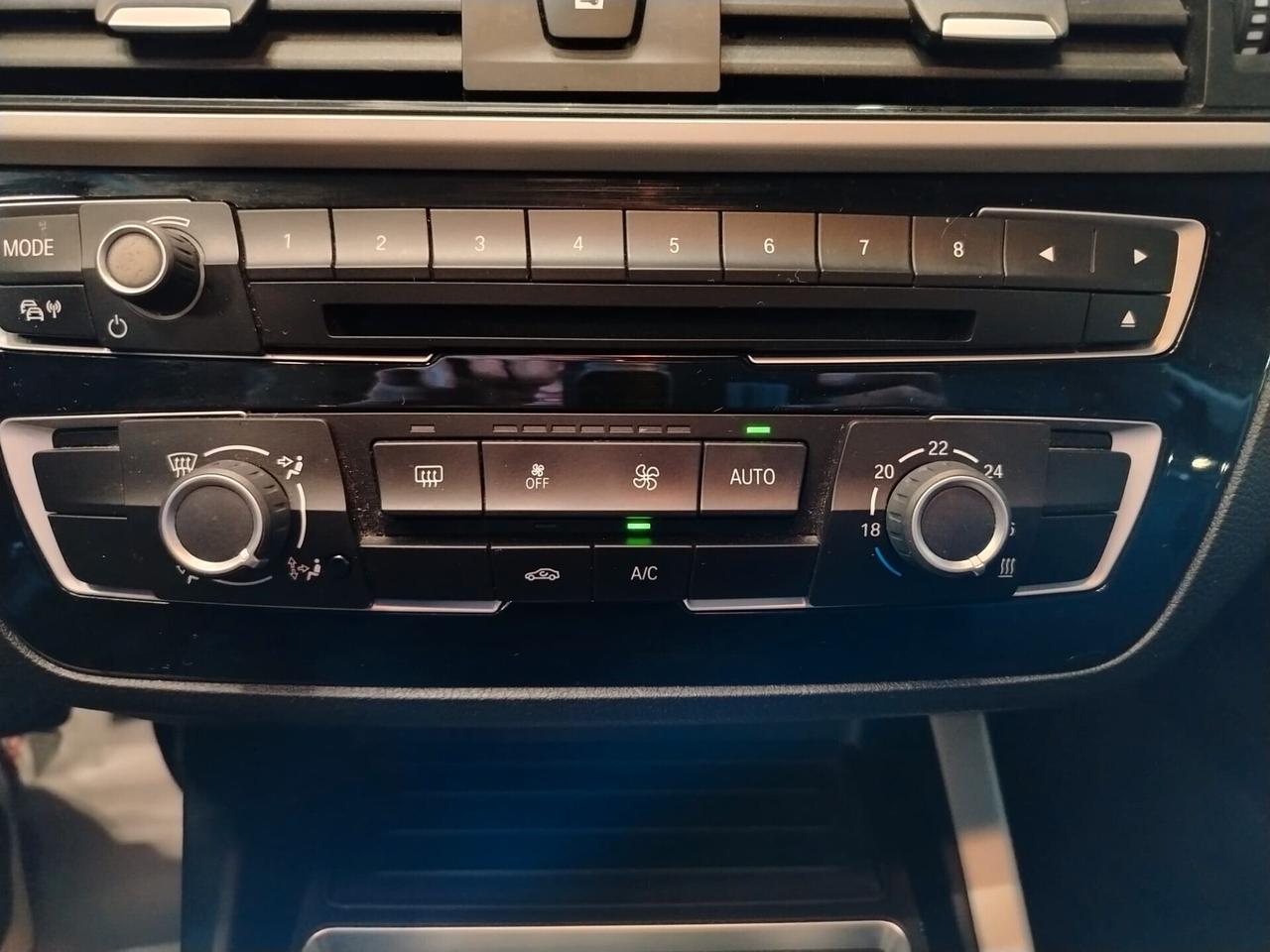 BMW 118 Serie 118d Advantage 5p auto