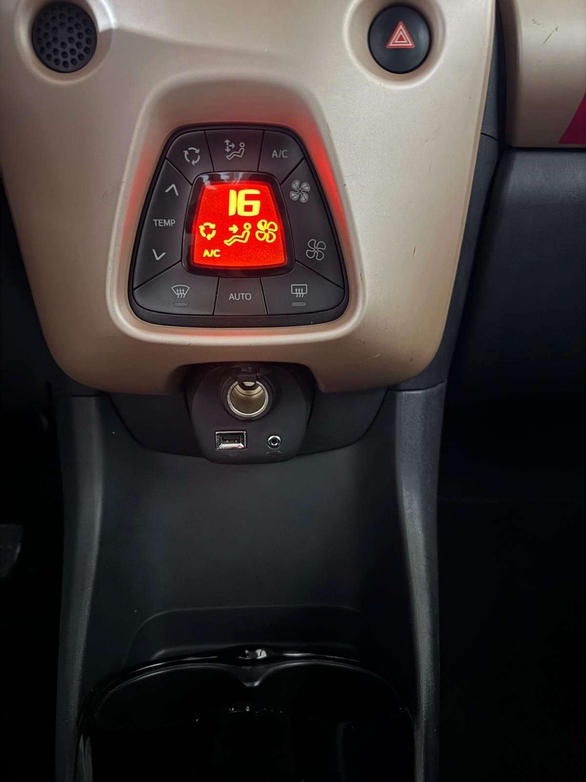 Citroen C1 VTi 72 5 porte Urban Ride