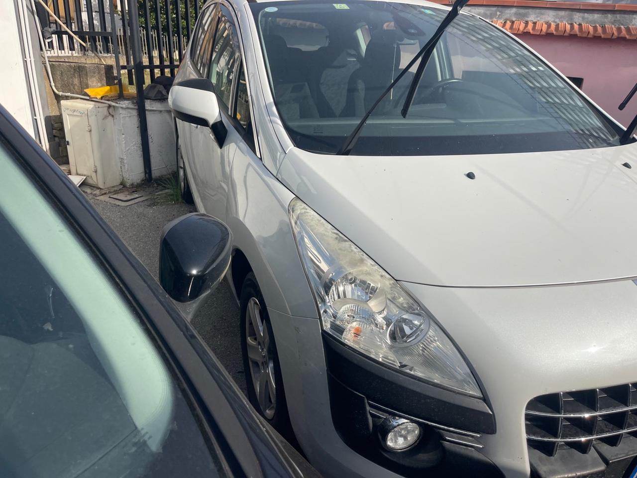 Peugeot 3008 1.6 HDi 112CV Premium