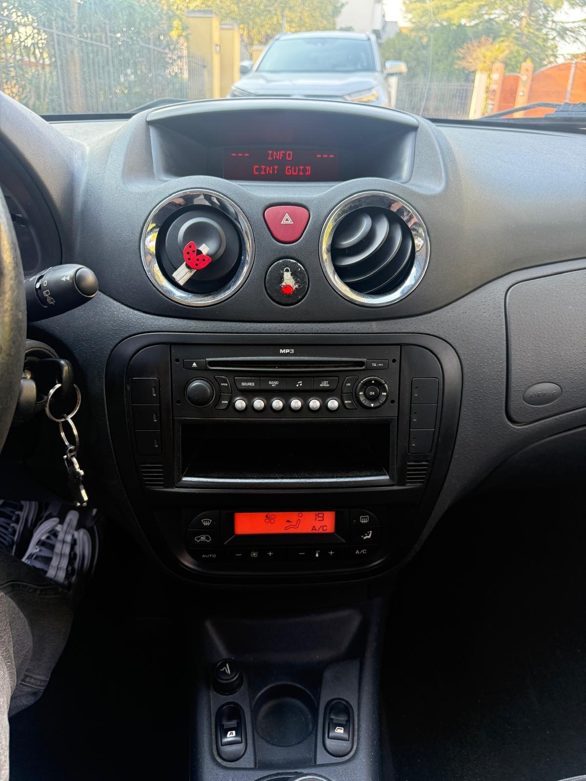 Citroen C3 Exclusive 1.1 benzina Unipropr NEOPATENTATI