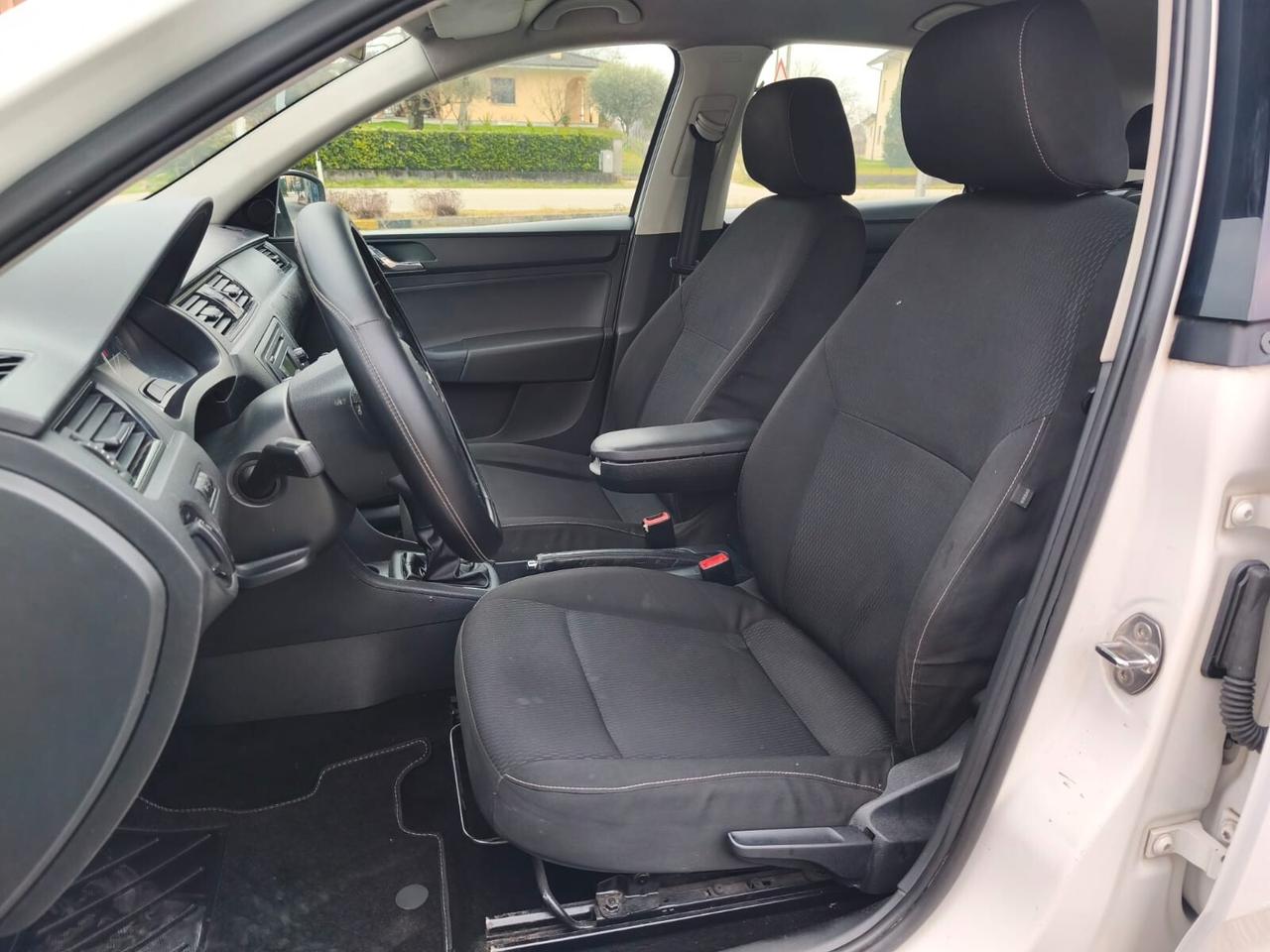 Skoda Rapid 1.6 TDI 105 CV Accetto Permute