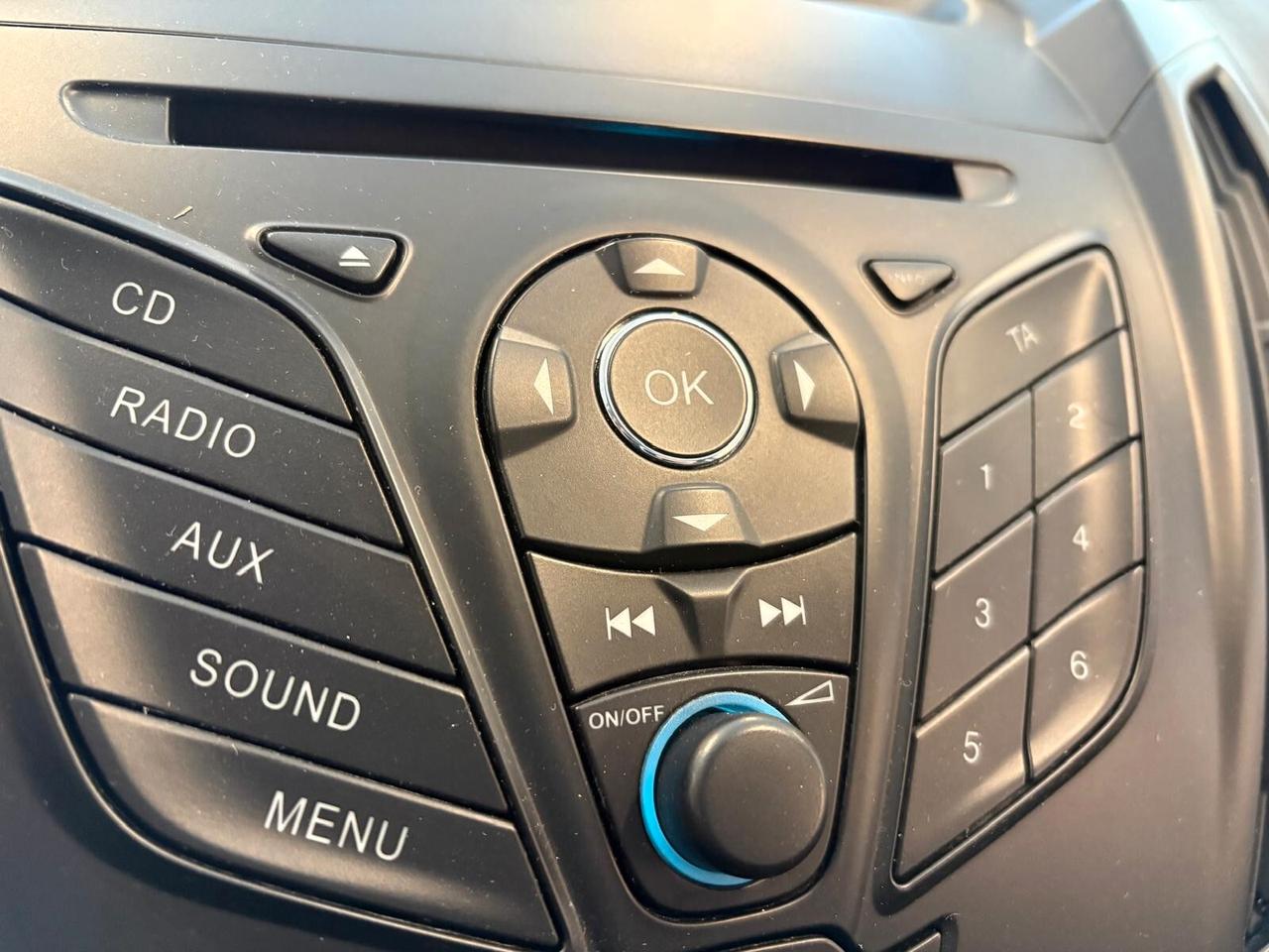 Ford Kuga PLUS 2.0 TDCI 140 CV 2WD 6mt