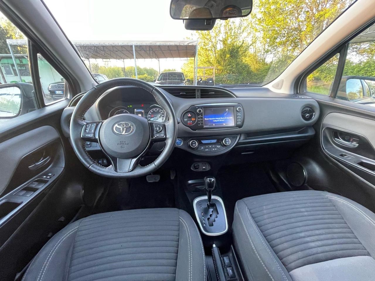 Toyota Yaris hybrid