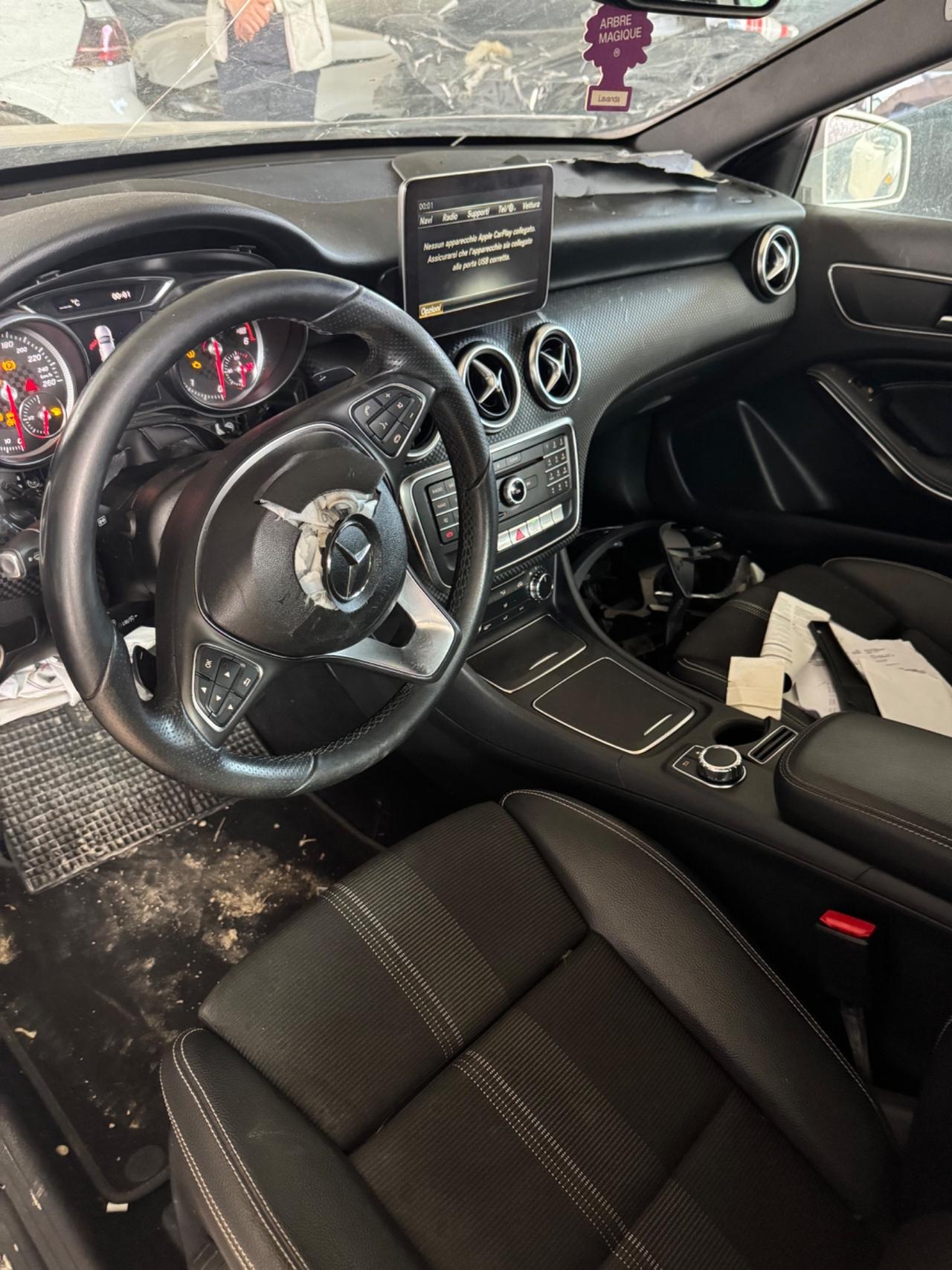 Mercedes-benz A 220 A 220 d Automatic Premium