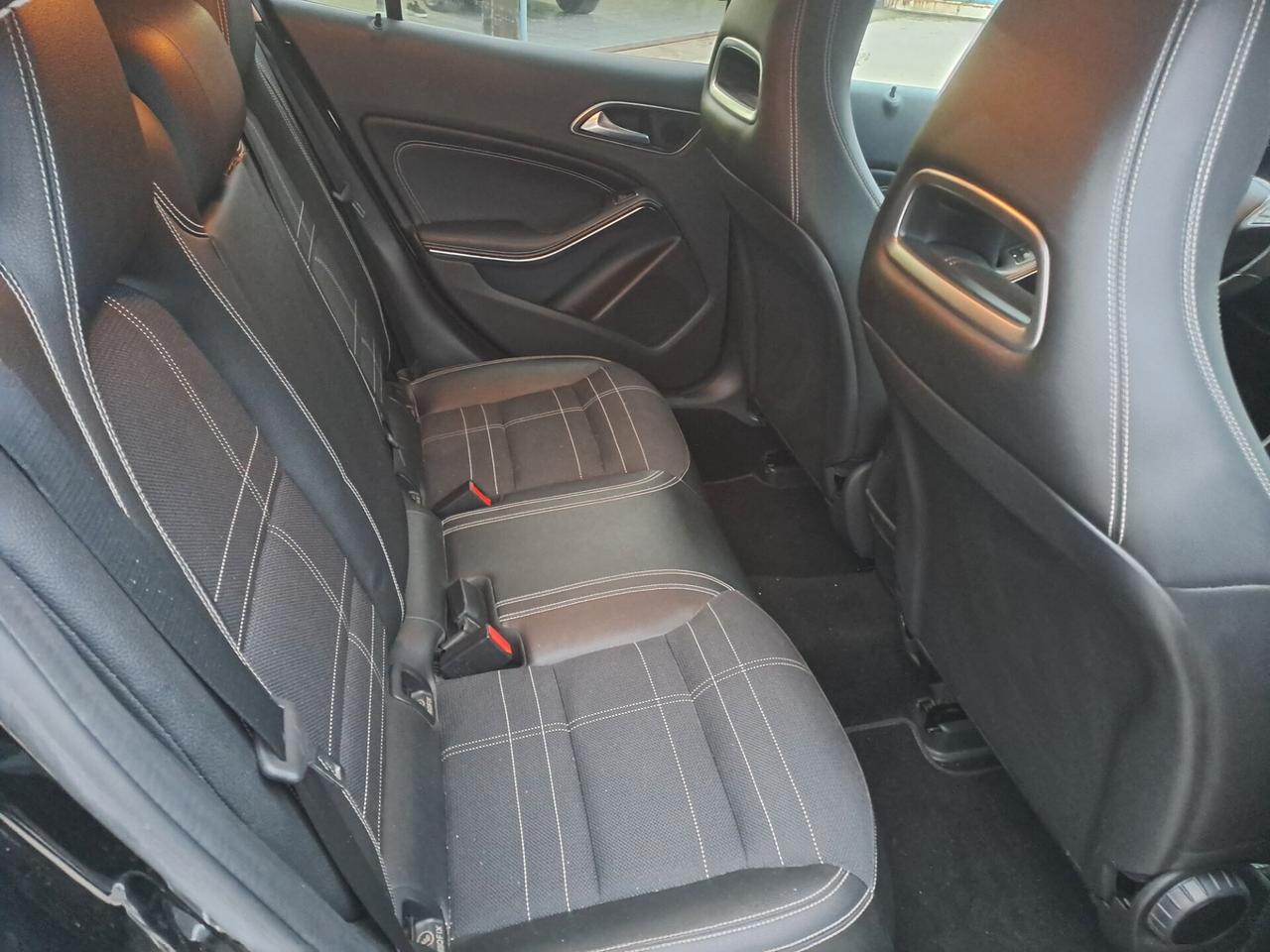 Mercedes-benz GLA 180 d Automatic Sport