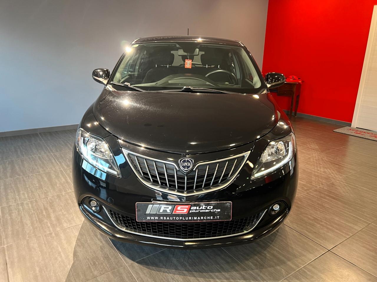 Lancia Ypsilon 1.2 69 CV 5p. GPL Ecochic Gold