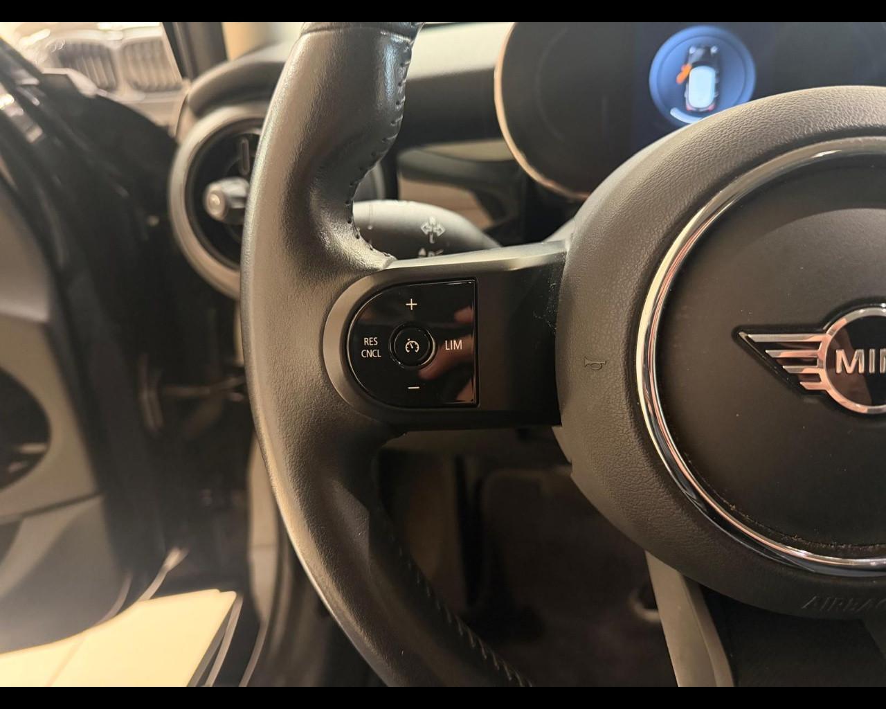 MINI Mini 5 porte (F55) - Mini 1.5 Cooper Classic 5 porte