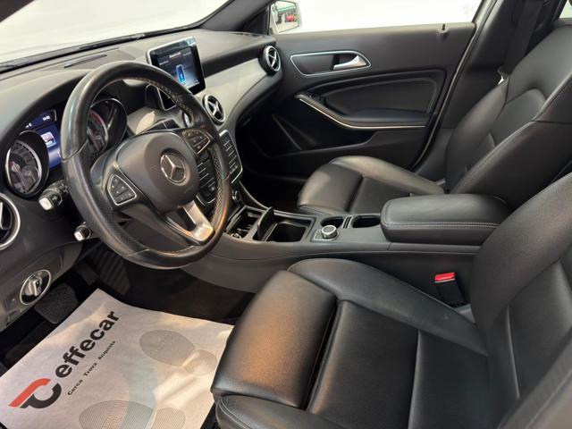 MERCEDES-BENZ GLA 220 d Automatic 4Matic Premium