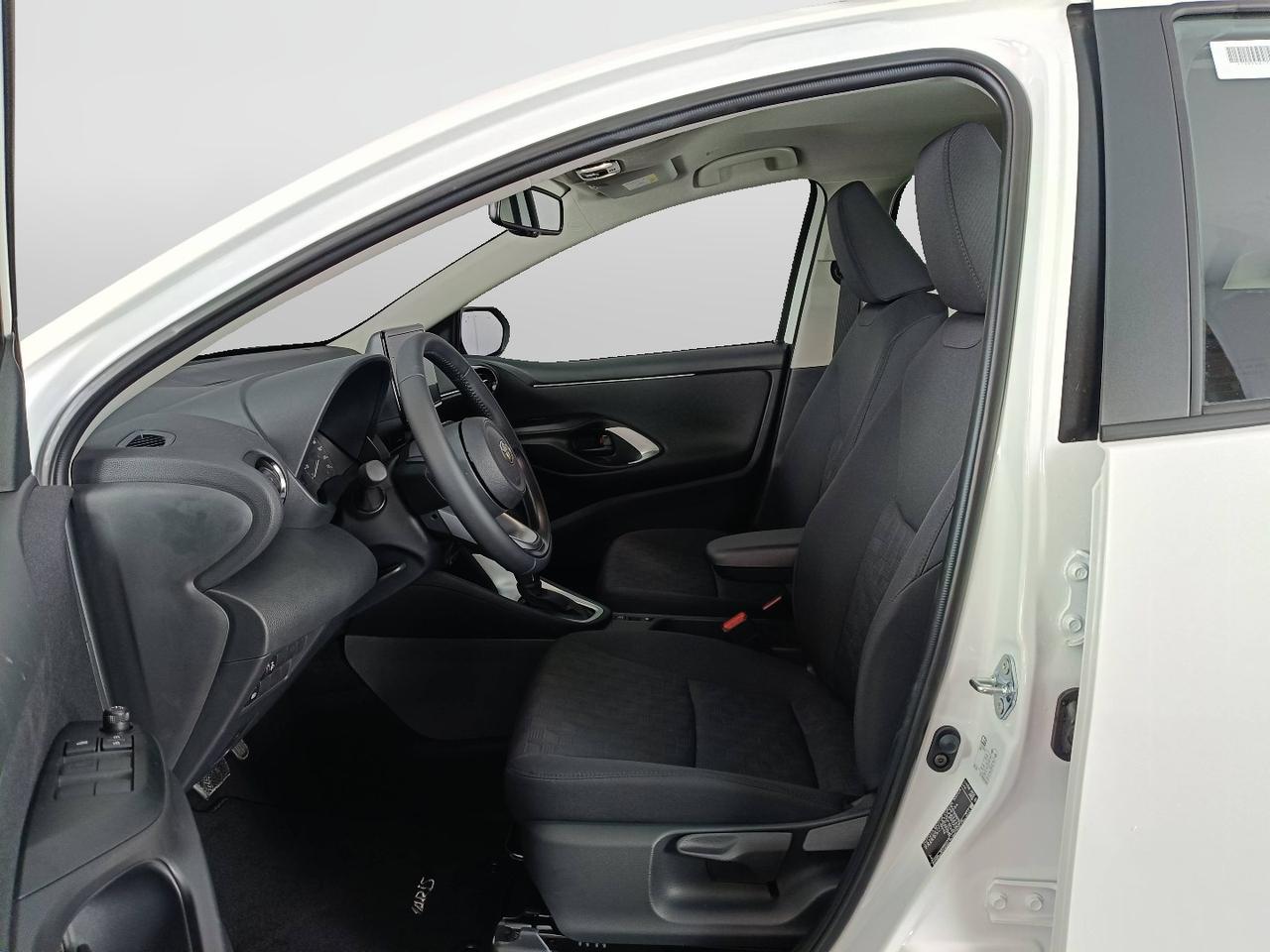 TOYOTA Yaris 1.5 Hybrid 115 - Active MY25