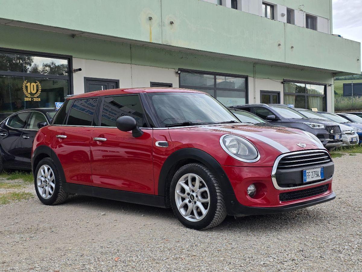 MINI COOPER D 1.5 OK NEOP 2017 GARANZ FINANZ