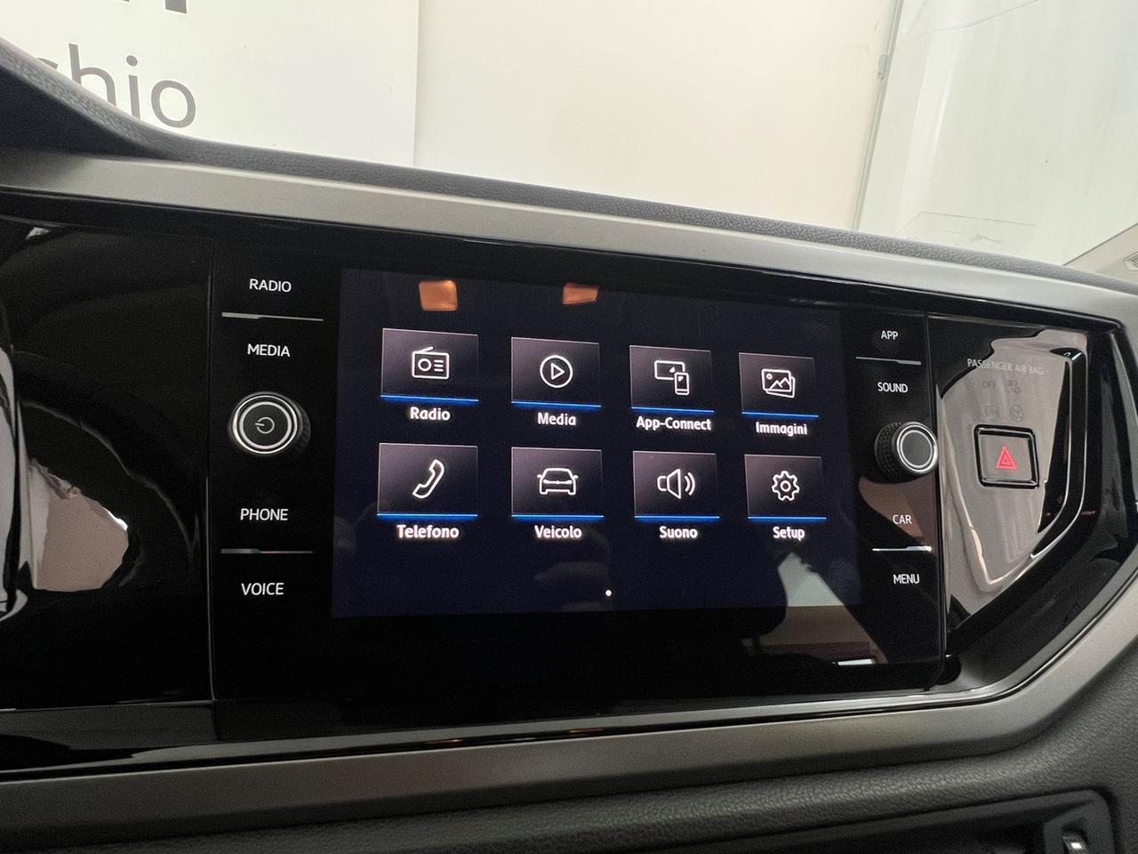 VOLKSWAGEN Polo VI 2017 Polo 5p 1.6 tdi Comfortline 80cv