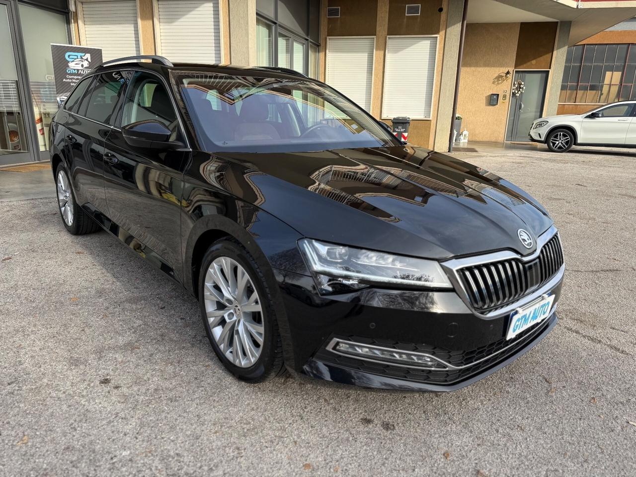 Skoda Superb 2.0 TDI 150 CV SCR DSG Wagon