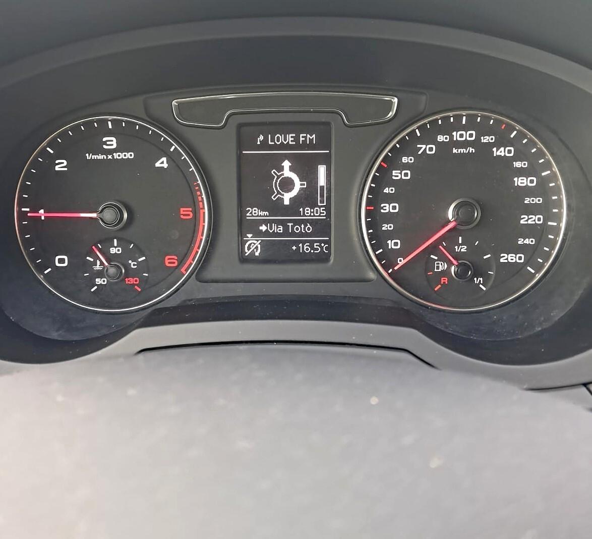 Audi Q3 2.0 TDI 150 CV Design