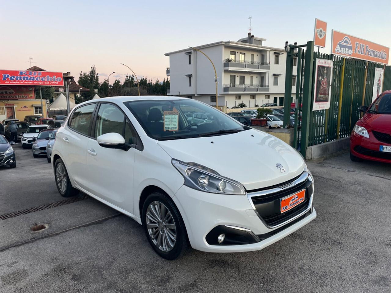 PEUGEOT 208 1.2 BENZINA 82 (CV) 2016