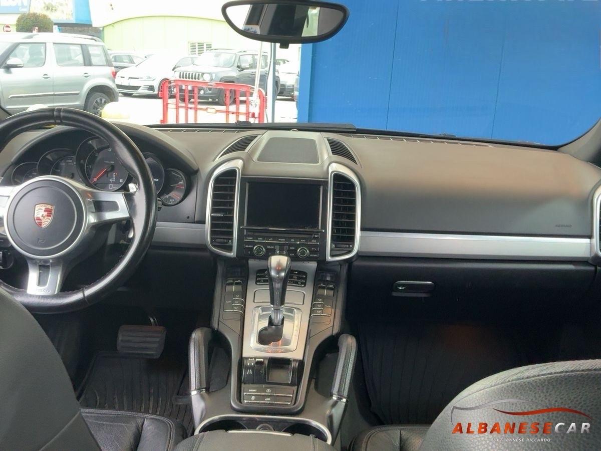 Porsche Cayenne 3.0 Diesel Platinum Edition/TETTO APRIBILE