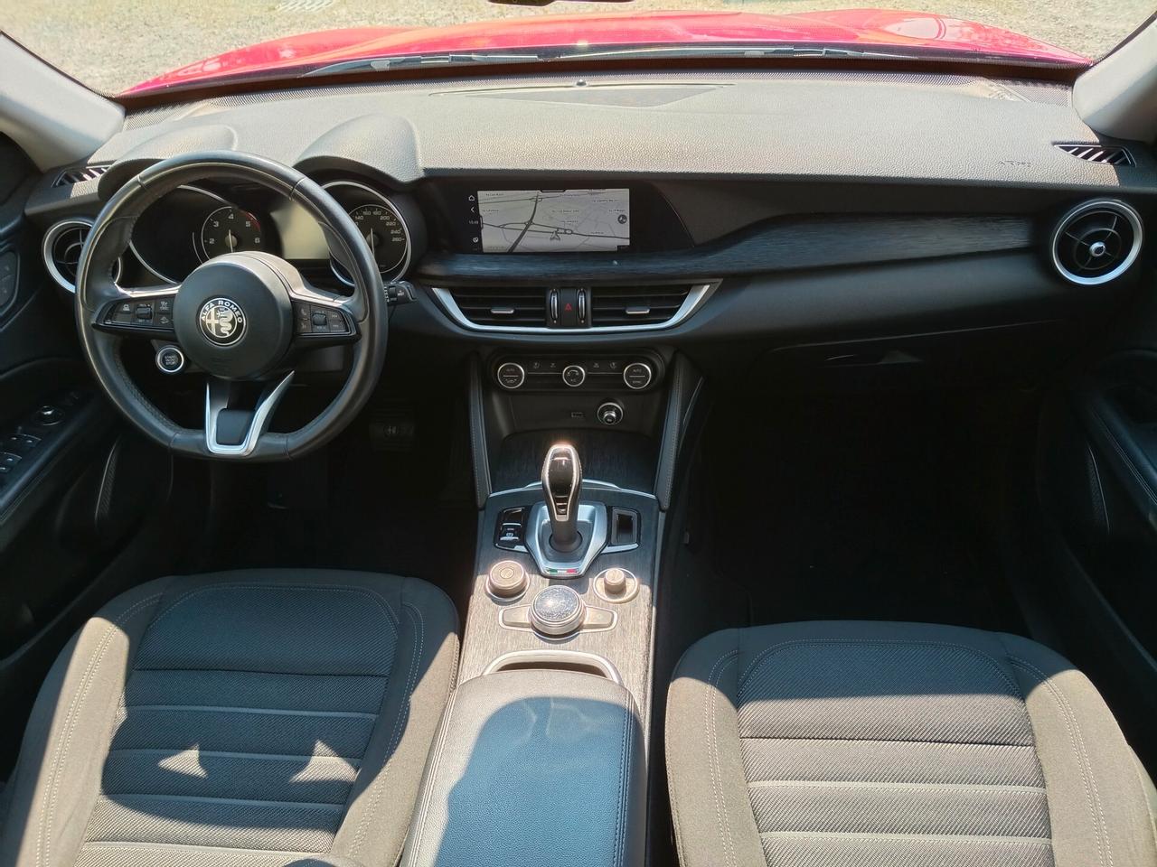 Alfa Romeo Stelvio 2.2 Turbodiesel 160 CV AT8 RWD