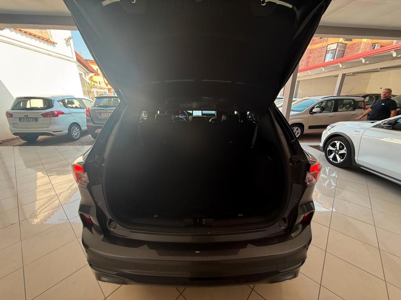 FORD KUGA ST-LINE X 1.5 DIESEL AUTOMATICA 2020