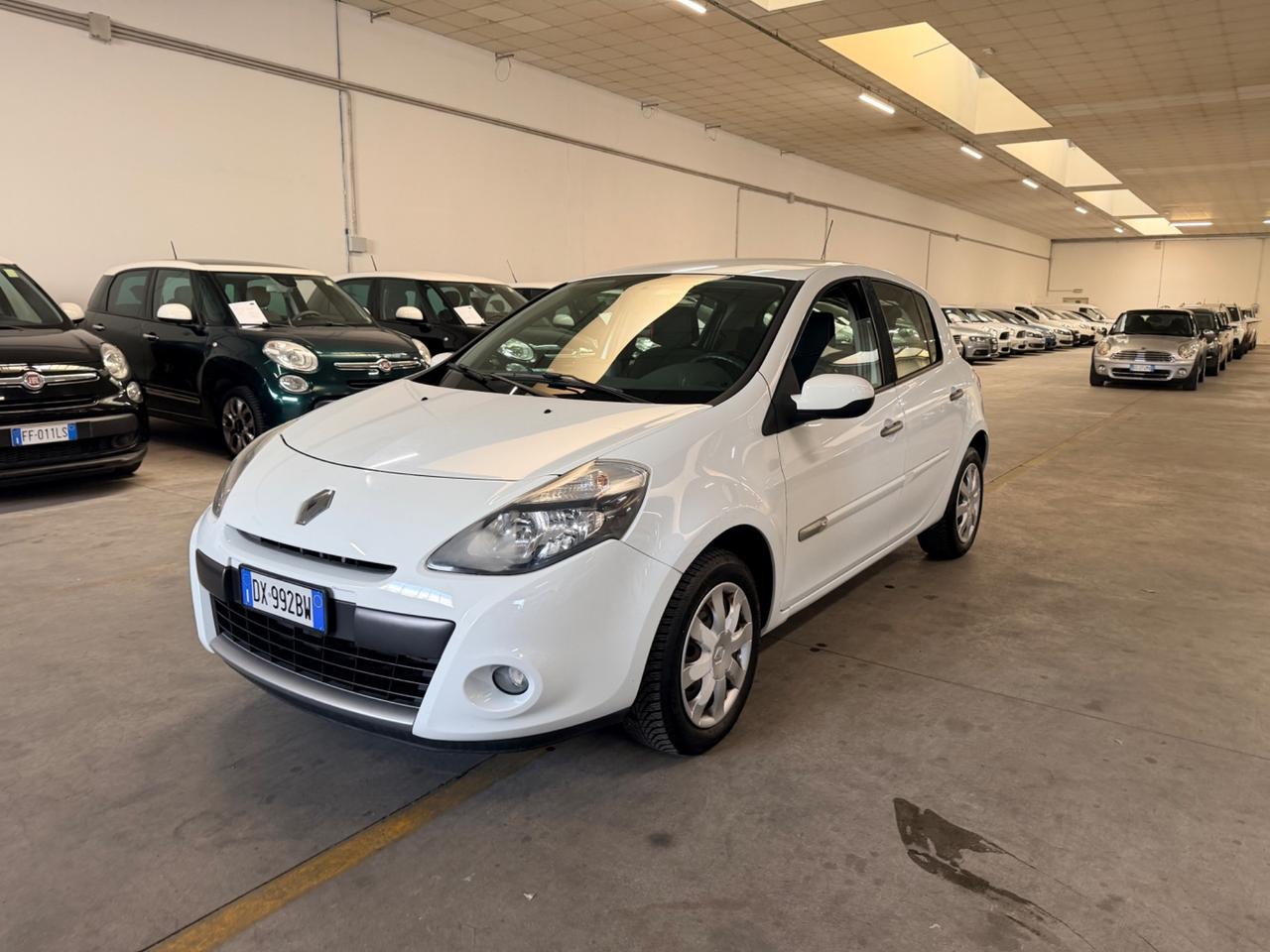 Renault Clio 1.2 16V 5 porte Dynamique