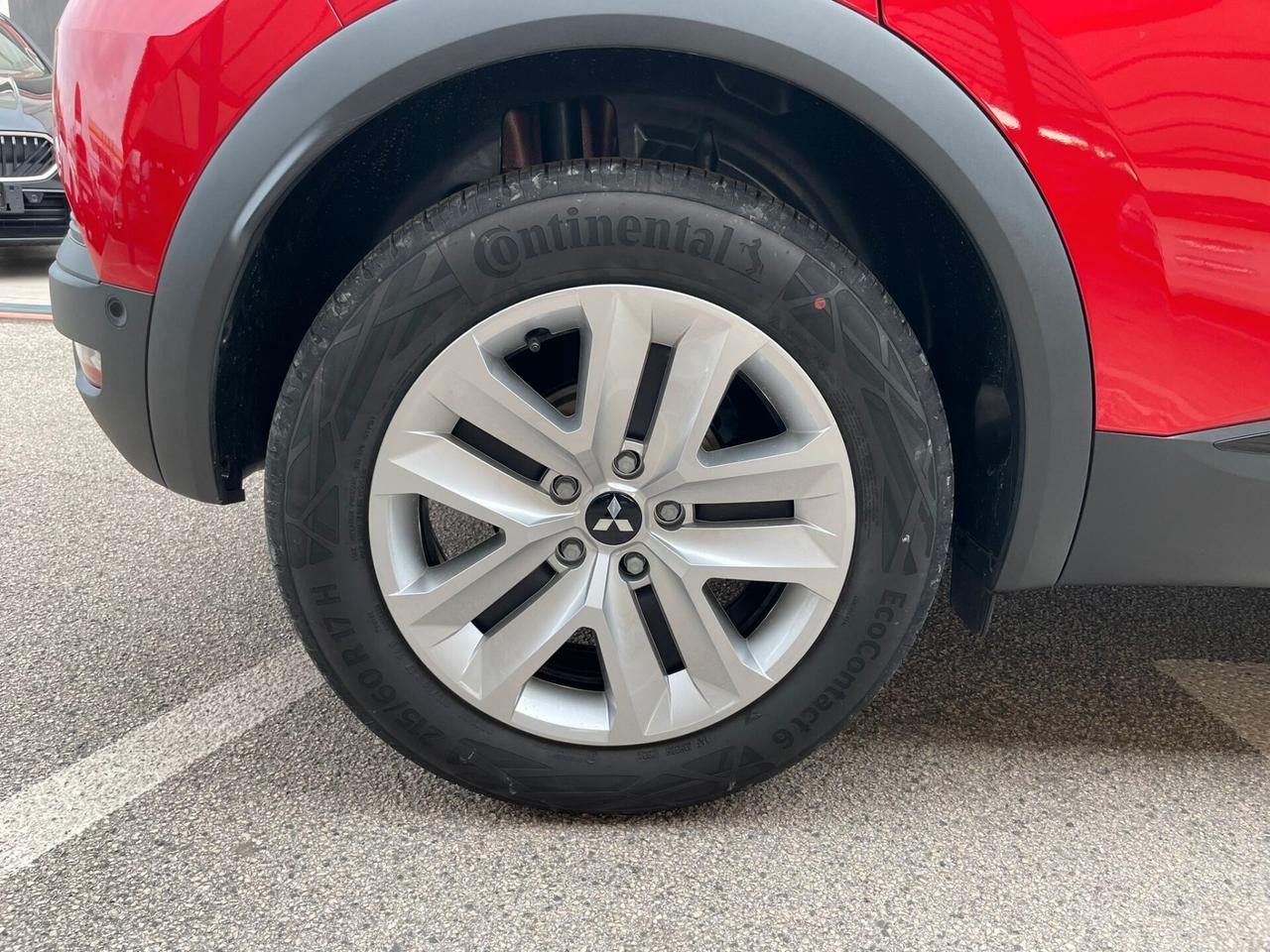 Renault Captur MITSUBISHI ASX 1.0 INVITE PLUS ECO-G