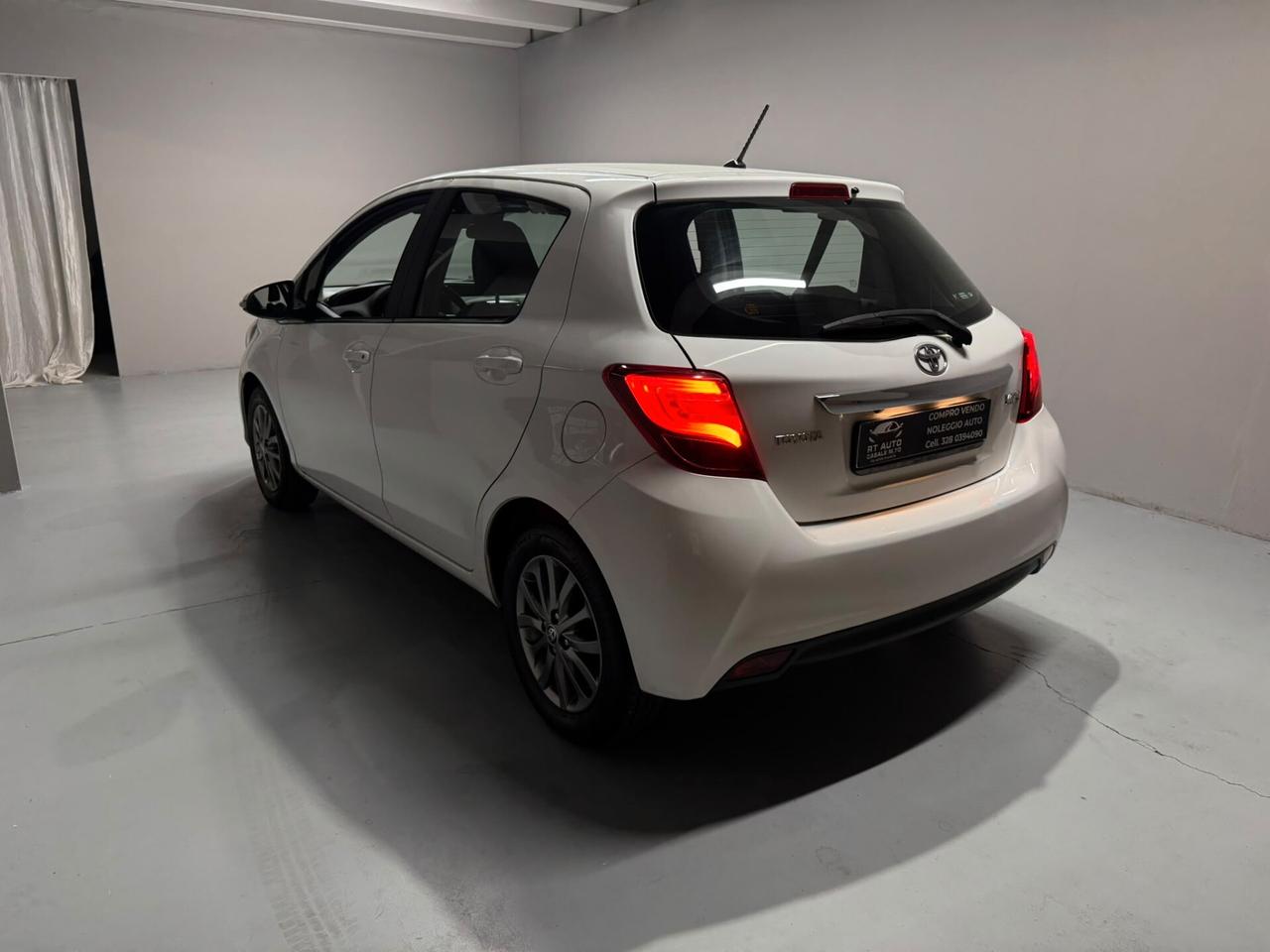Toyota Yaris 1.0 5 porte Lounge
