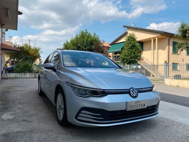 Volkswagen Golf Variant Golf Variant 2.0 TDI SCR DSG Life - CAMBIO AUTOMATICO