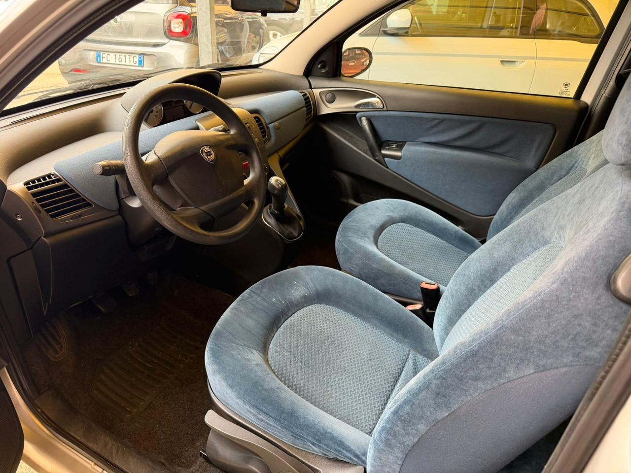 Lancia Ypsilon 1.3cc diesel 12 mesi di garanzia-2006