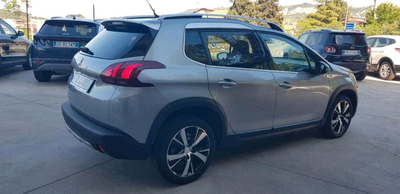 Peugeot 2008 1.5 HDi 100 CV Allure