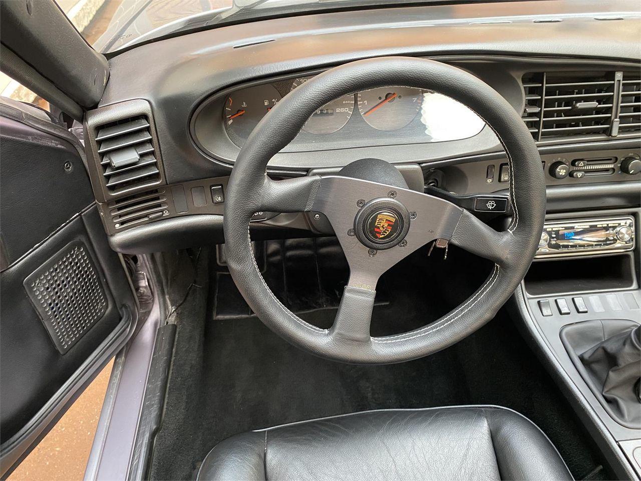 PORSCHE 944 S