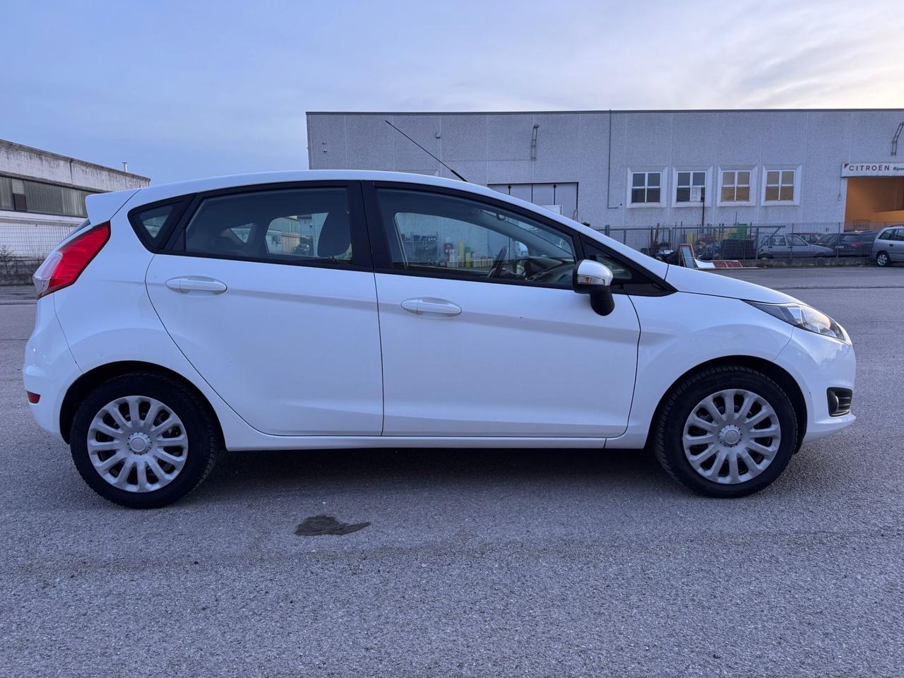 Ford Fiesta 1.5 TDCi Titanium GARANZIA 12 m
