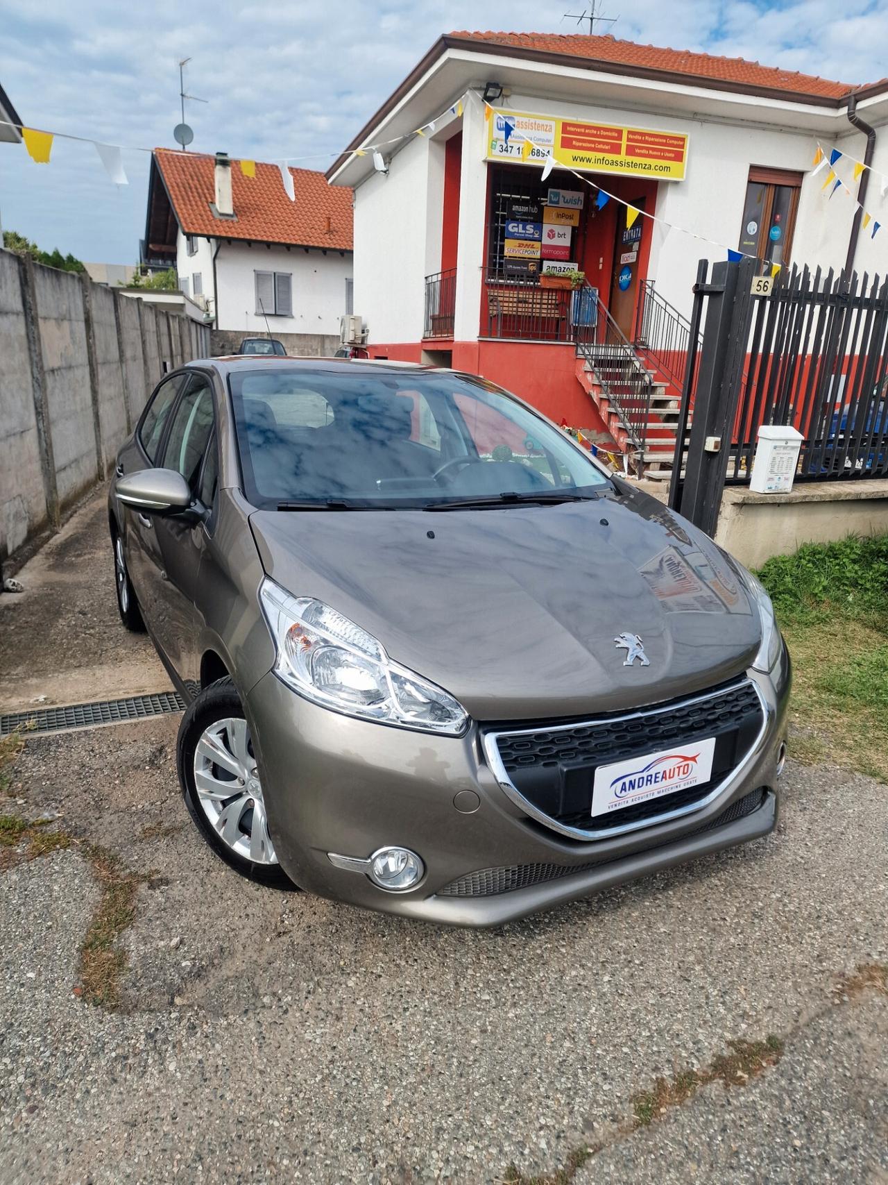 Peugeot 208 1.2 distr nuova/ perneopatentati