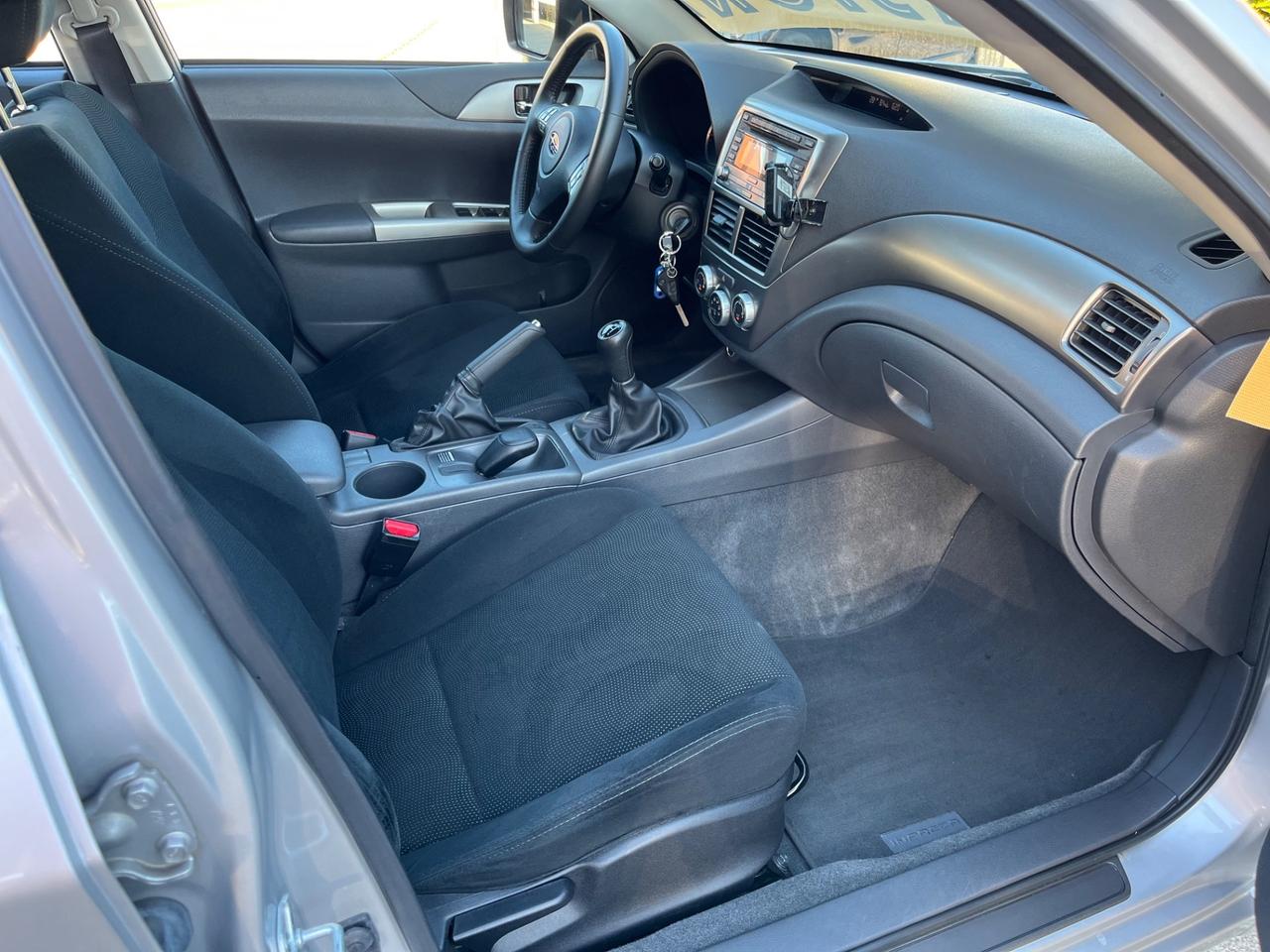 Subaru Impreza 1.5R 4x4