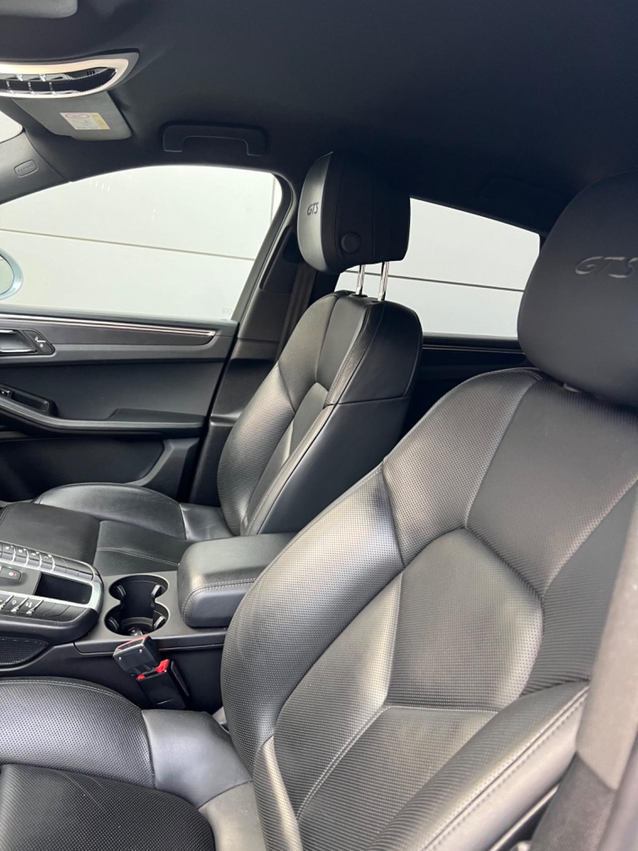 Porsche Macan 2.9 GTS - anno 2021 - km 150.000