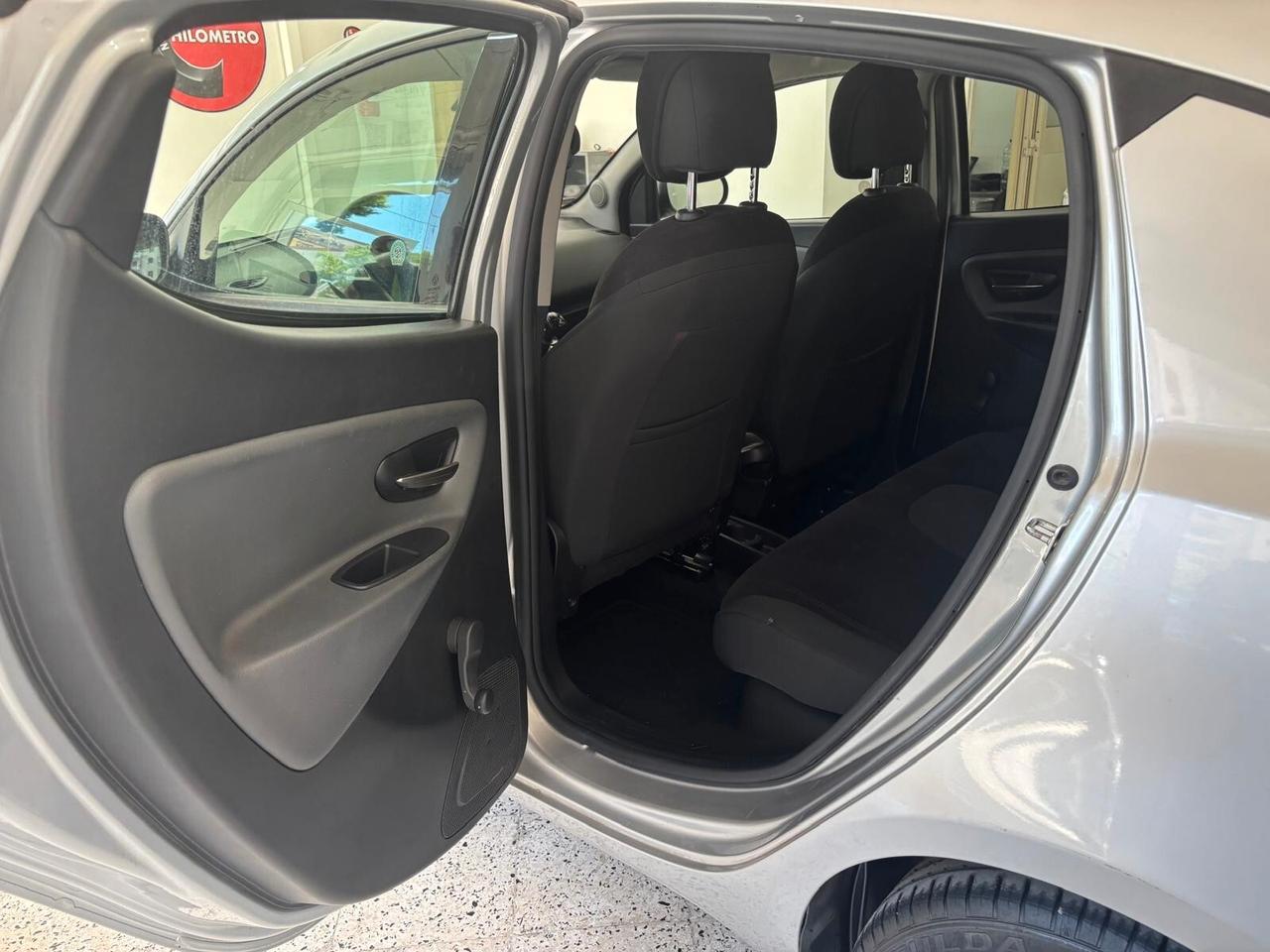 Lancia Ypsilon 1.2 69 CV 5 porte Elle