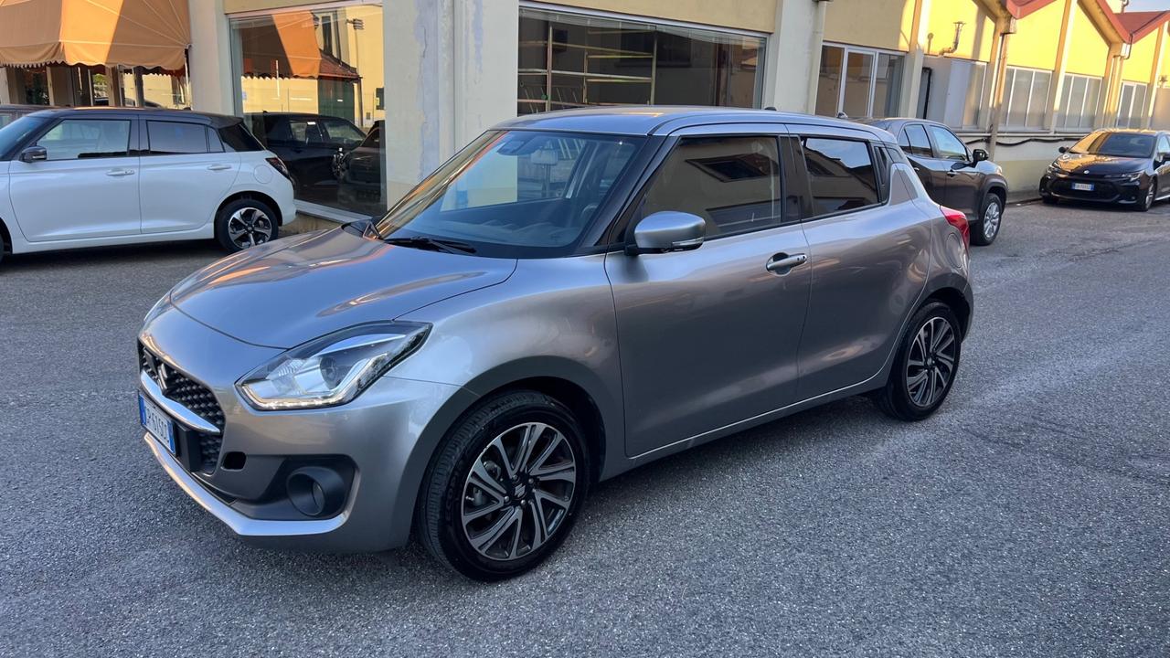 Suzuki Swift 1.2 Hybrid Top