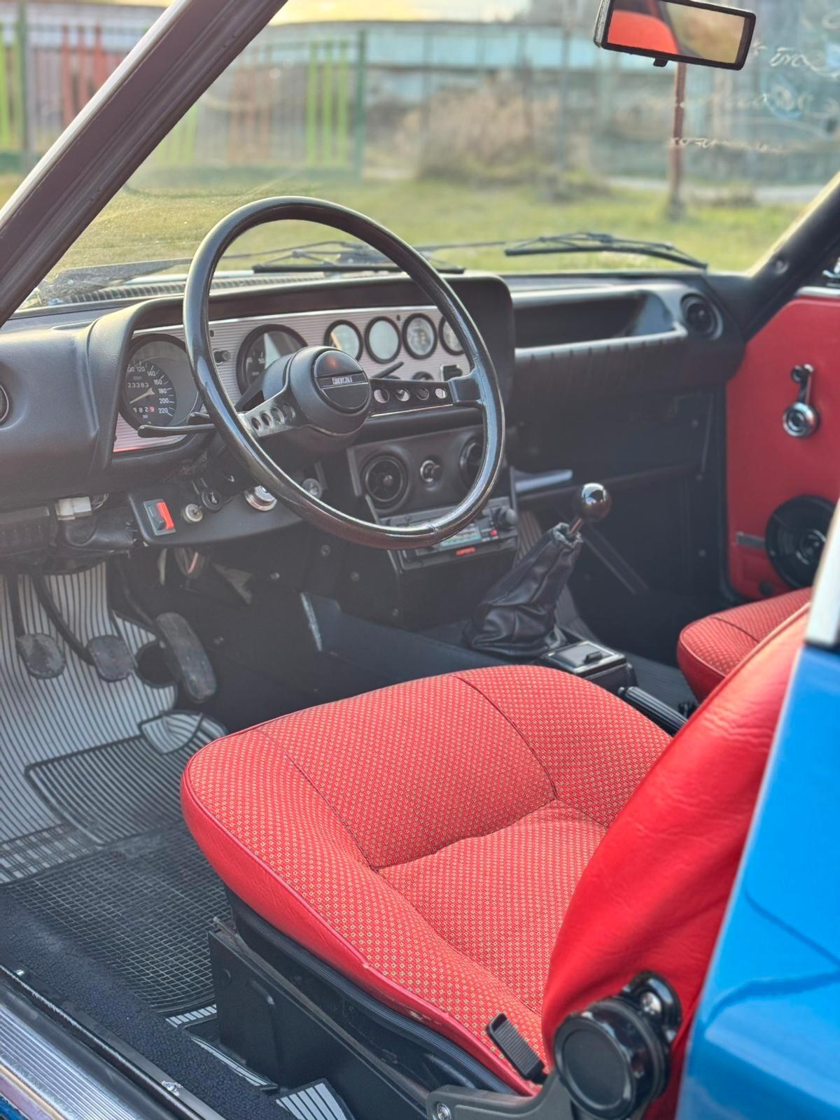 Fiat 124 Sport Coupe 1.8