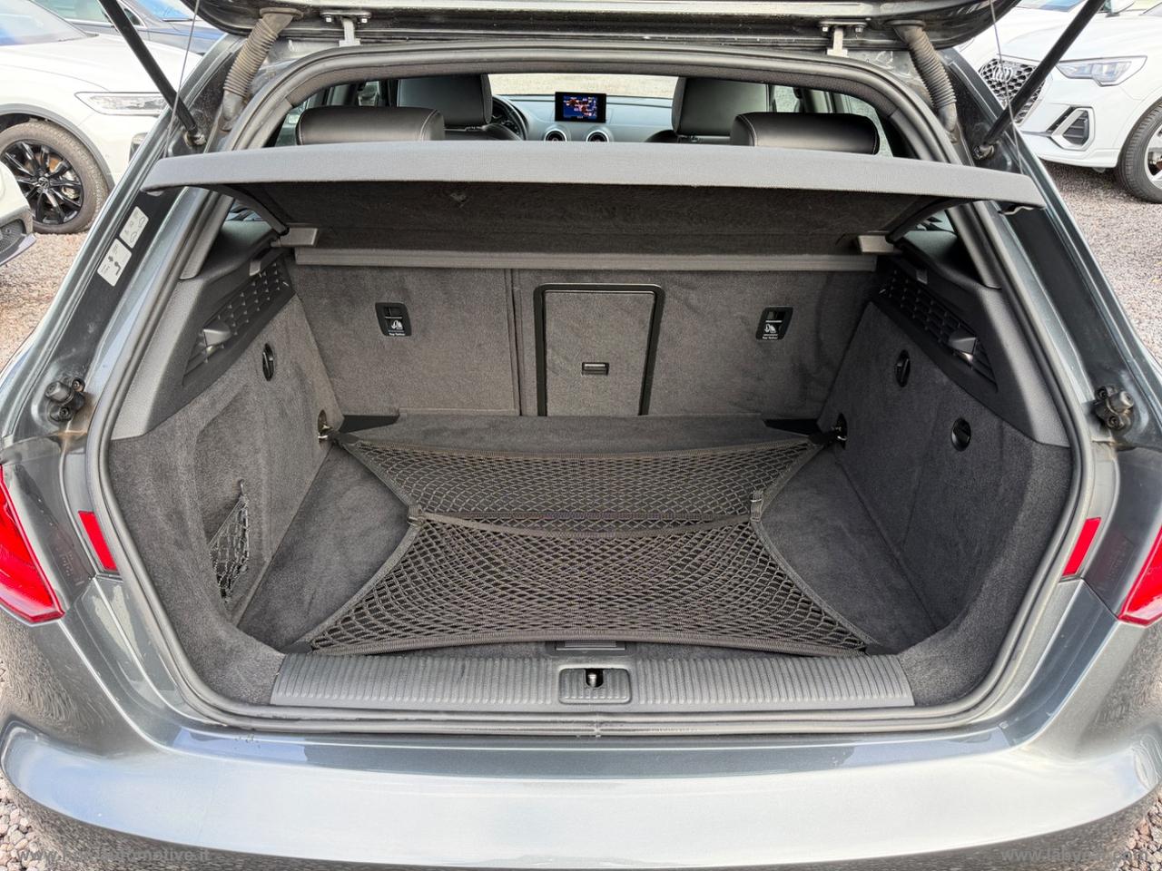 AUDI A3 SPORTBACK 2.0TDI 150 S-line BI-XENON NAVI LED