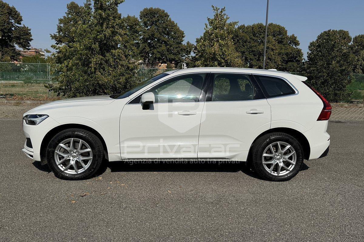 VOLVO XC60 B4 (d) AWD Geartronic Momentum