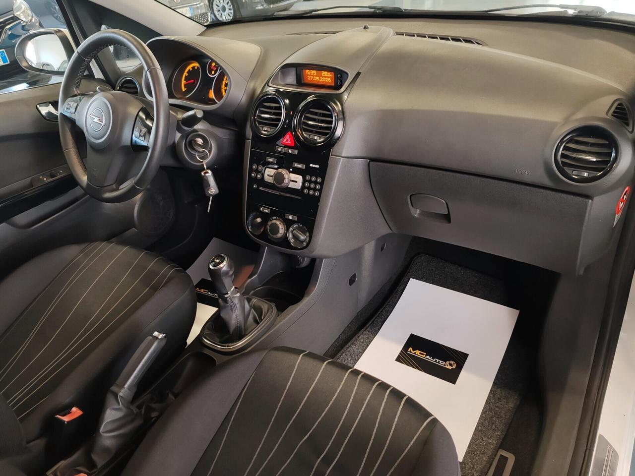 Opel Corsa 1.2 3 porte Club