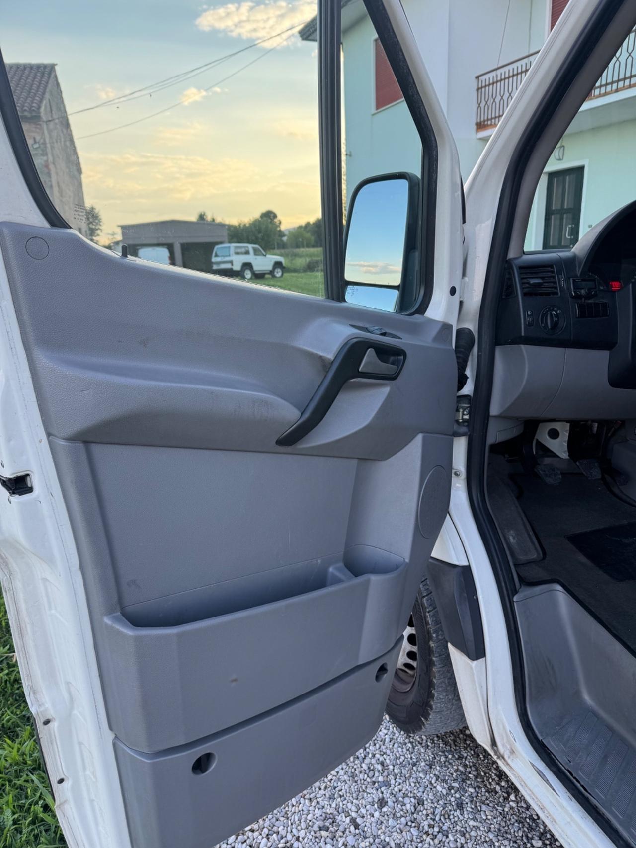 Volkswagen Crafter 2.5 L2H2