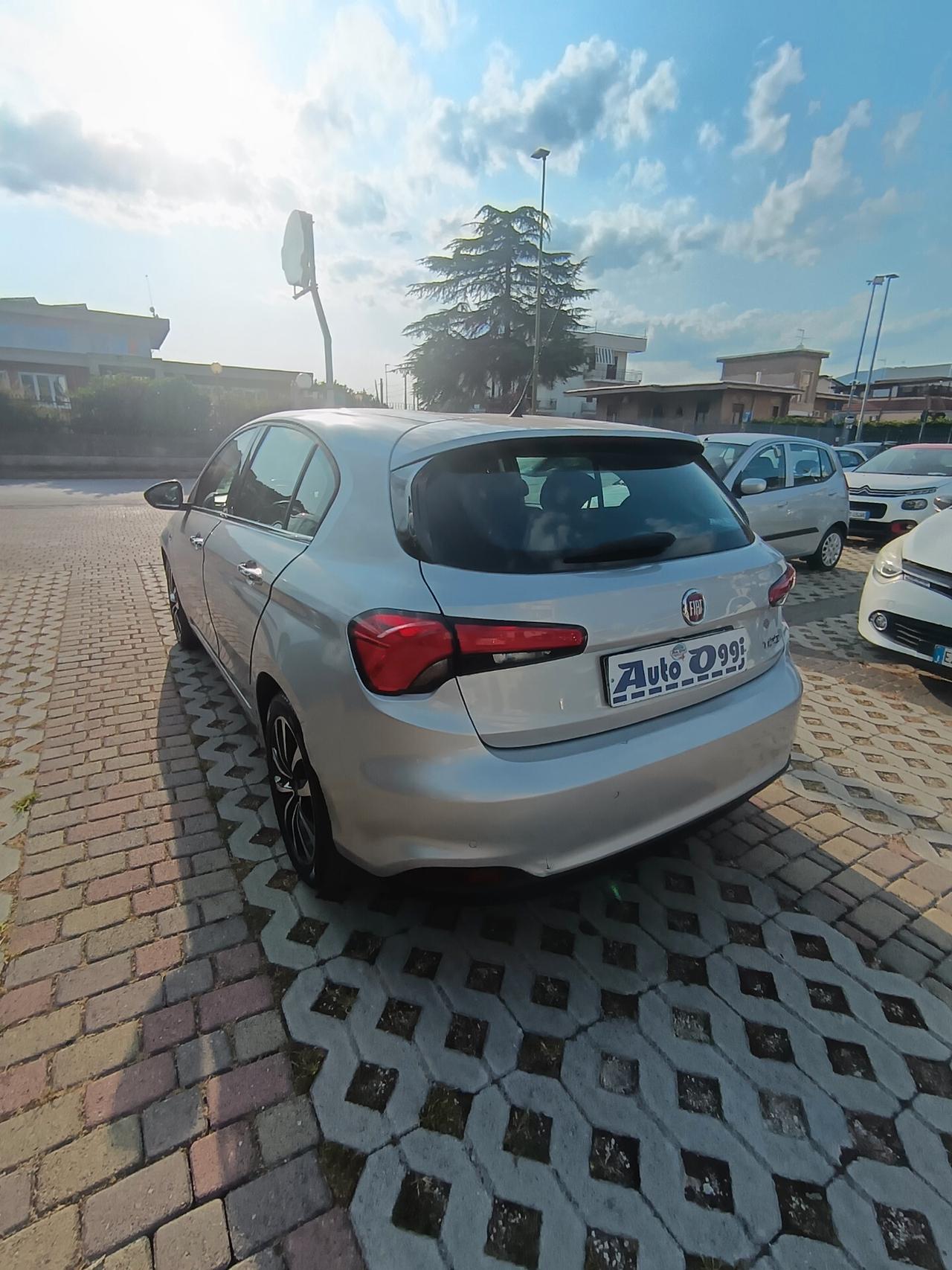 Fiat Tipo 1.4 T-Jet 120CV GPL 5 porte Lounge VETTURA CONTO VENDITA